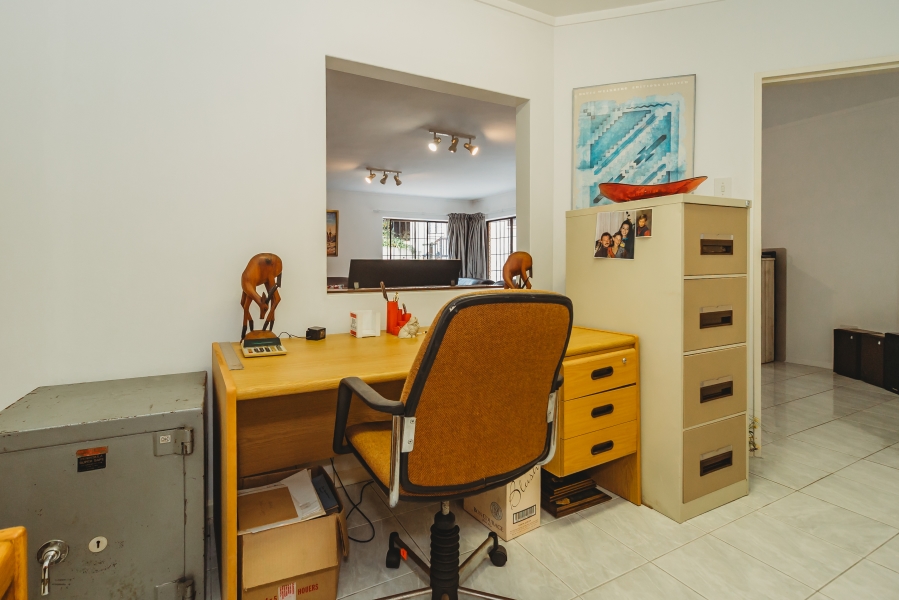 4 Bedroom Property for Sale in Bergsig Western Cape